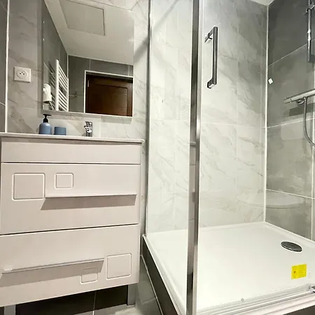 Apartment Mega Cool Flat France Suisse *