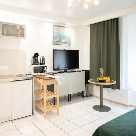 Mega Cool Flat France Suisse Apartamento *